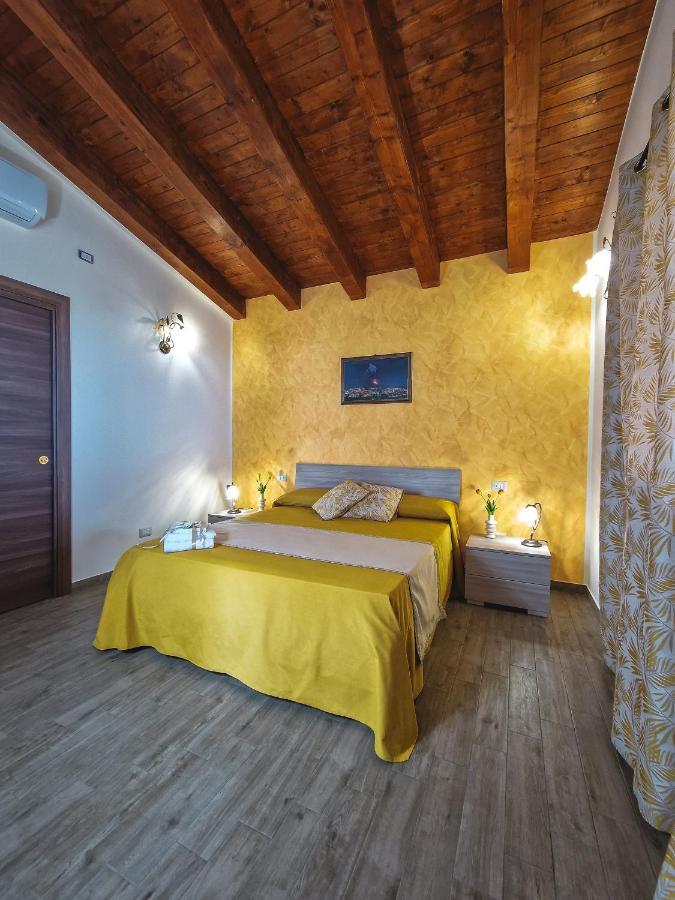 Agriturismo Bella Vista - Da Carmelo Santa Teresa Di Riva Habitación foto